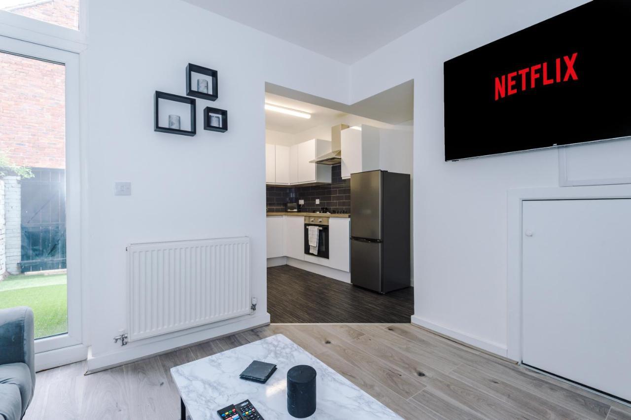 Villa Cosy 3 Bed 3 Bath House - Central Liverpool -Self Check-In & Free Parking! Exterior foto